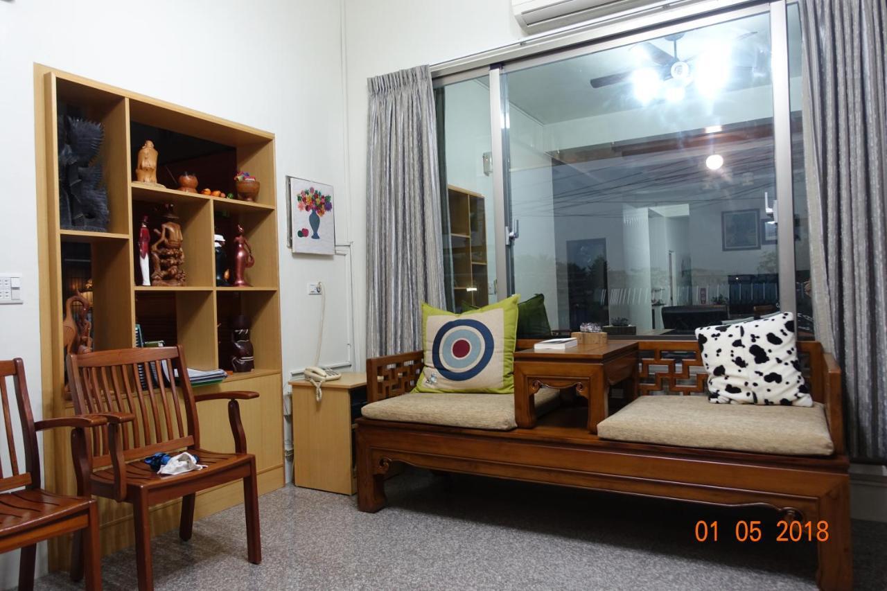 Fu Courtyard Homestay Цзяи Экстерьер фото